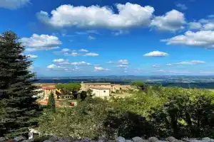 La Casa dei Ricordi - garage auto e moto a 650 m, San Gimignano