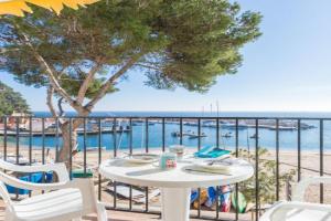 Apartment Bone 2 -, Llafranc