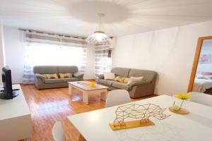 Expoholidays - Summer Apartment, Almeria