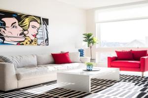 Art-Inspired Loft with Mountain View - Zuni Lofts Guest house, Denver