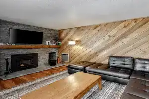 Snowcreek 27 Apartments, Mammoth Lakes