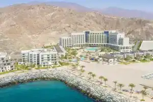 Luxurious apartment at address residences, Al Aqah