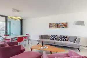 Brigth 3BR in Florentin's Complex by HolyGuest, Tel Aviv
