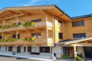 Greidlhof Alpstyle Apartments, Fuegen