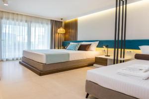 Elegant Corner Superior Rooms & Apartments, Limenaria