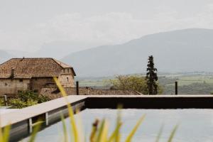 Ansitz Montani Eppan Apartments, Piazzetta