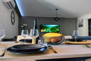 Brand new apartment "Filip", Kastel Stari