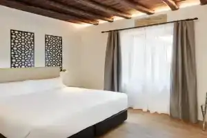 Sercotel Suites, Granada