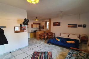 Bella's studio, Skiathos Town