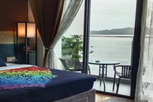 SwissBelResidence Studio With King Bed, Kuantan