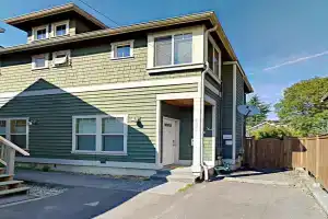 Westside Escape Guest house, Seattle