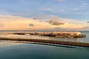 Serenity Neptuna - 3brm luxury at Waterfront Apartments, Darwin