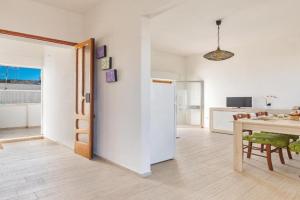 Appartamento Iris by BarbarHouse, Torre Lapillo