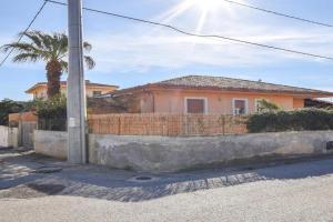 Nice Home In With Wifi Guest house, Marina di Modica