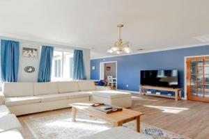Sweet Retreat-- Mins to Guest house, Columbia