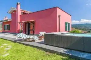 Stunning Home In Sv Guest house, Celle Ligure