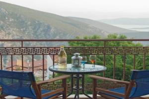 Athina apartment, Delphi