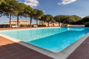 Fener de Dalt 84 - apartamento piscina comunitaria, Llanca