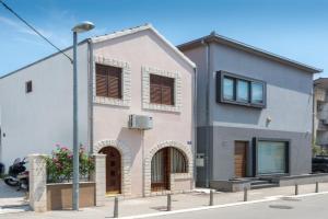 Apartment Bralic, Kastel Stari