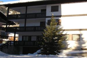 APPARTAMENTO VALENTINI Apartments, Campitello di Fassa