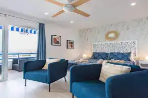 Ocean Paradise Apartments, Callao Salvaje