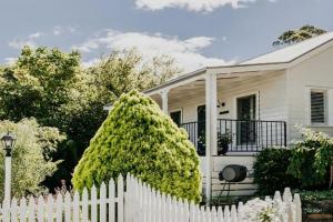 Candlebark Guest house, Daylesford