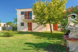Trilo 6 Apartments, Budoni