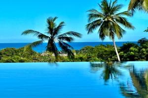 VILLA CHLOE - SEAVIEW - 4 Bedrooms, Chaweng Noi