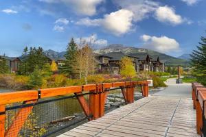 Spring Creek Vacations Apart-hotel, Canmore