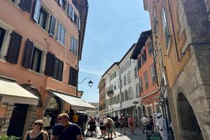1Dest - Appartamento La Torre Apartments, Riva del Garda