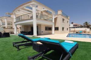 PRIVATE POOL, 3BR GARDEN APARTMENT, AQUARELLE, Eilat