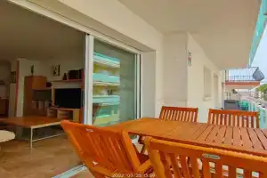 LG Beach Apartments, Calafell