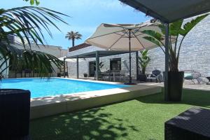 Edard's Great House, Castelldefels