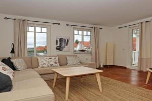 Ulmenschlößchen Wohnung 10 Apartments, Kuhlungsborn