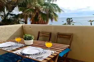 Precioso apartamento con piscinas y vistas al mar., Torremolinos