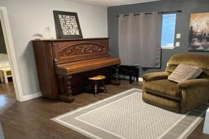 Suite Sunrise Apartments, Burnaby