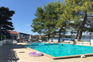 SUNNY BLUE Apartments, Lumbarda