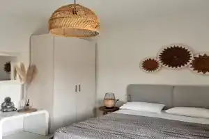 Fays luxury apartments by the sea, Finikounta