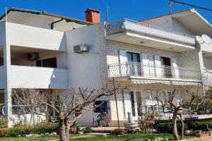 MARIJA Apartments, Kastel Stari