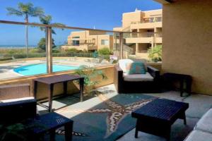 Ocean Pointe Lagoon 107 Dog's ok, ocean-view condo w/WiFi, patio, 2 pools, spa, shared grill area Guest house, Carlsbad