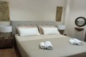 Nikola's & Joanna's apartments, Argostoli
