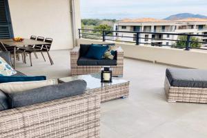 Sognu di Serena - Superbe appartement avec parking gratuit sur place Apartments, Porto-Vecchio