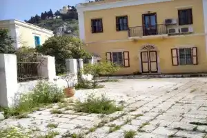 GIANNAS HOUSE, Symi