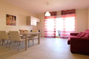 Residence Claudia int. F - Vacanza Apartments, Pineto