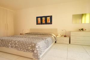 Residence Claudia int. I - Vacanza Apartments, Pineto