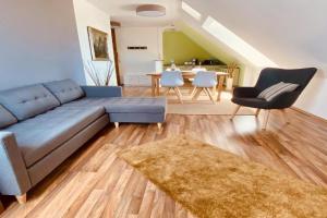 CASA REHSE I Modernes Apartment I 24h-Self-Check-in I kostenlos Parken & WLAN I Smart&Kabel-TV I ÖPNV, Erfurt