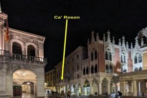 CA ROSON Exclusive Apt in heart of Apartments, Padua