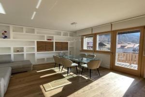021 Attico Quadrilocale, Apartments, Pinzolo