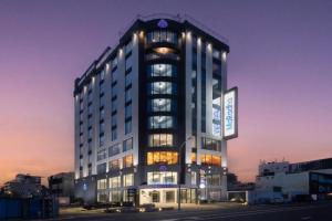 MaRadha Hotel, Colombo