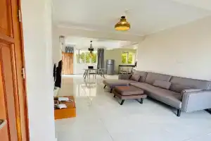 Cozy Private Apartments with beautiful view of Lake Victoria, Mwanza